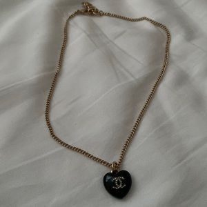 chanel style heart necklace